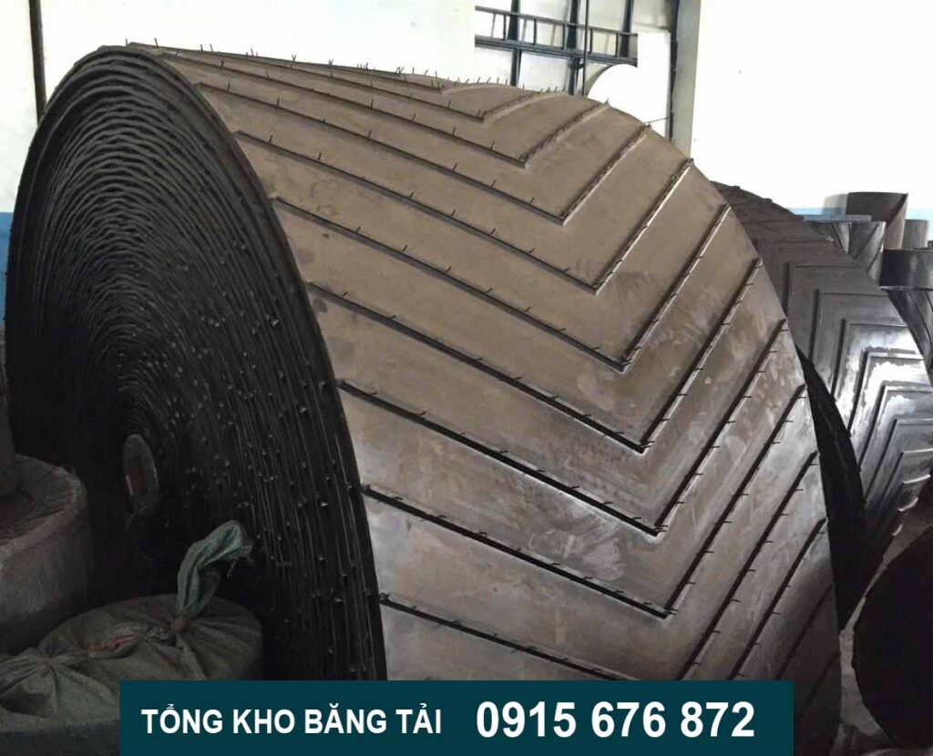 Băng tải cao su gân V tại tổng kho băng tải